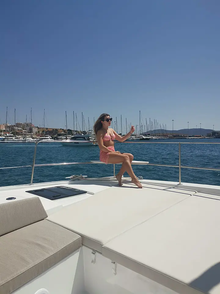 Bali 4.8 (5+2 cab) - 