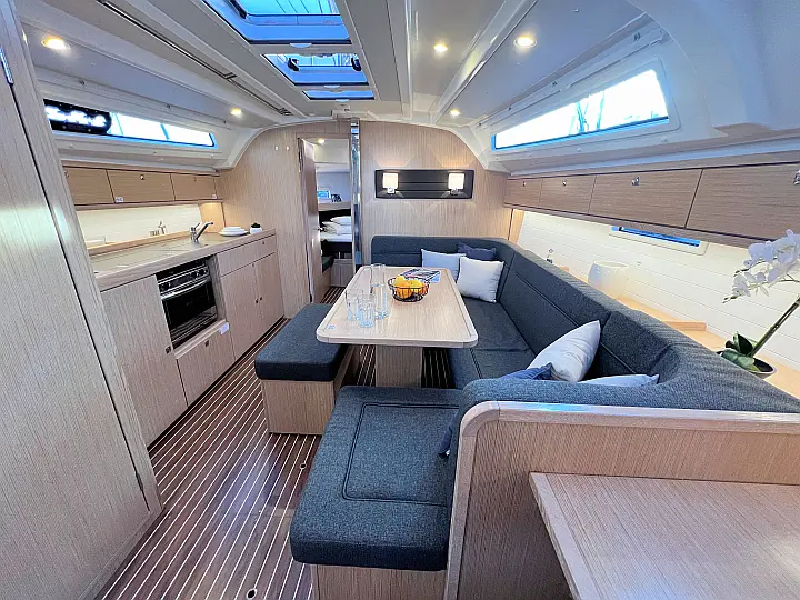 Bavaria Cruiser 41 - 