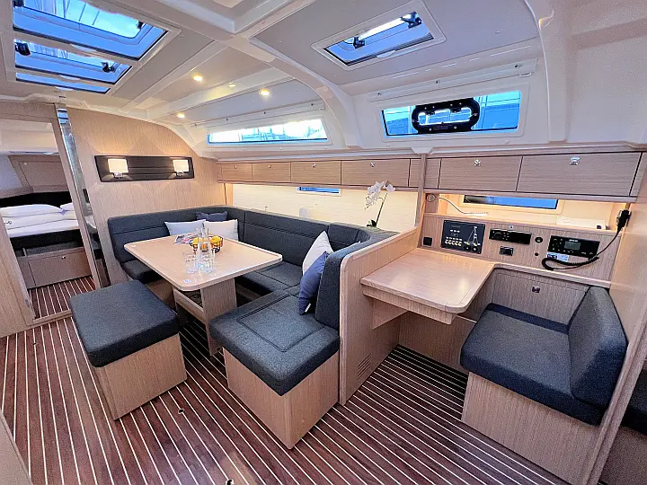 Bavaria Cruiser 41 - 