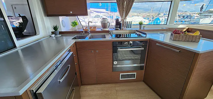 Lagoon 52F - 