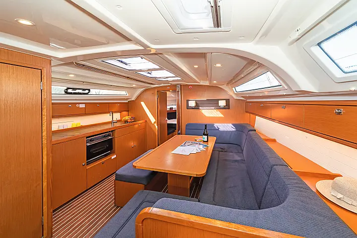 Bavaria Cruiser 41 - 