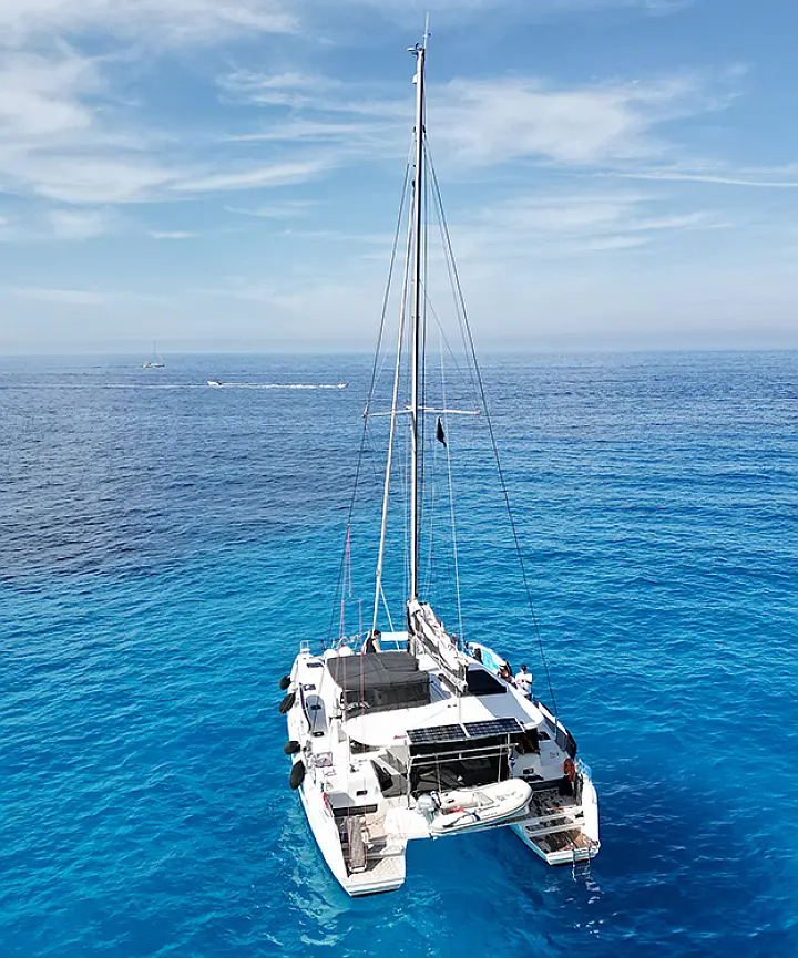 Lagoon 42 - 