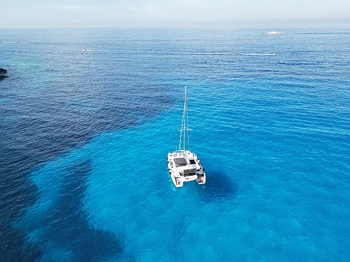 Lagoon 42 - 