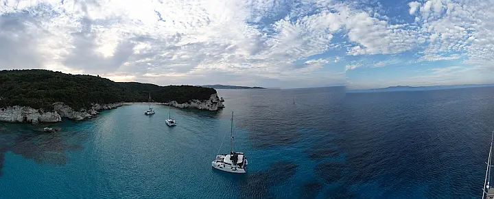 Lagoon 42 - 