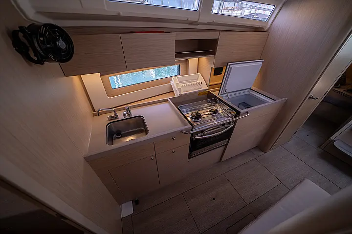 Oceanis 37.1 - 