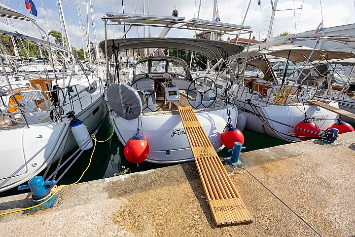 Bavaria Cruiser 37 Style - 