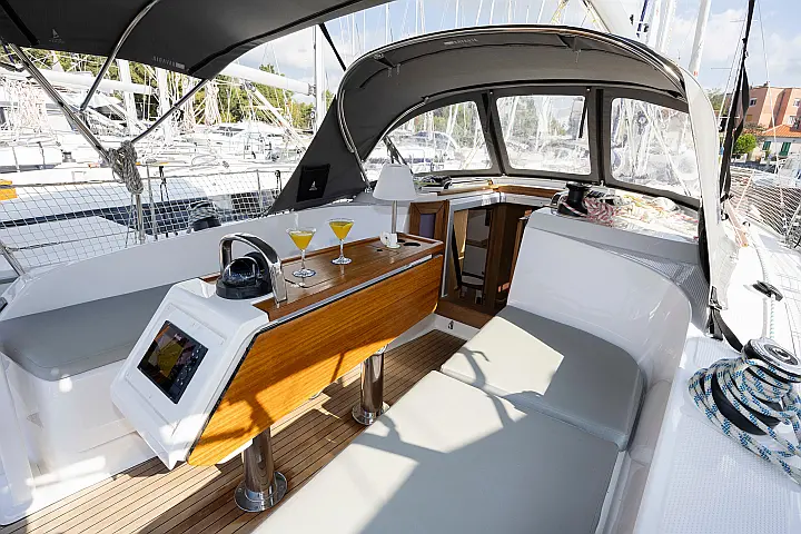 Bavaria Cruiser 37 Style - 