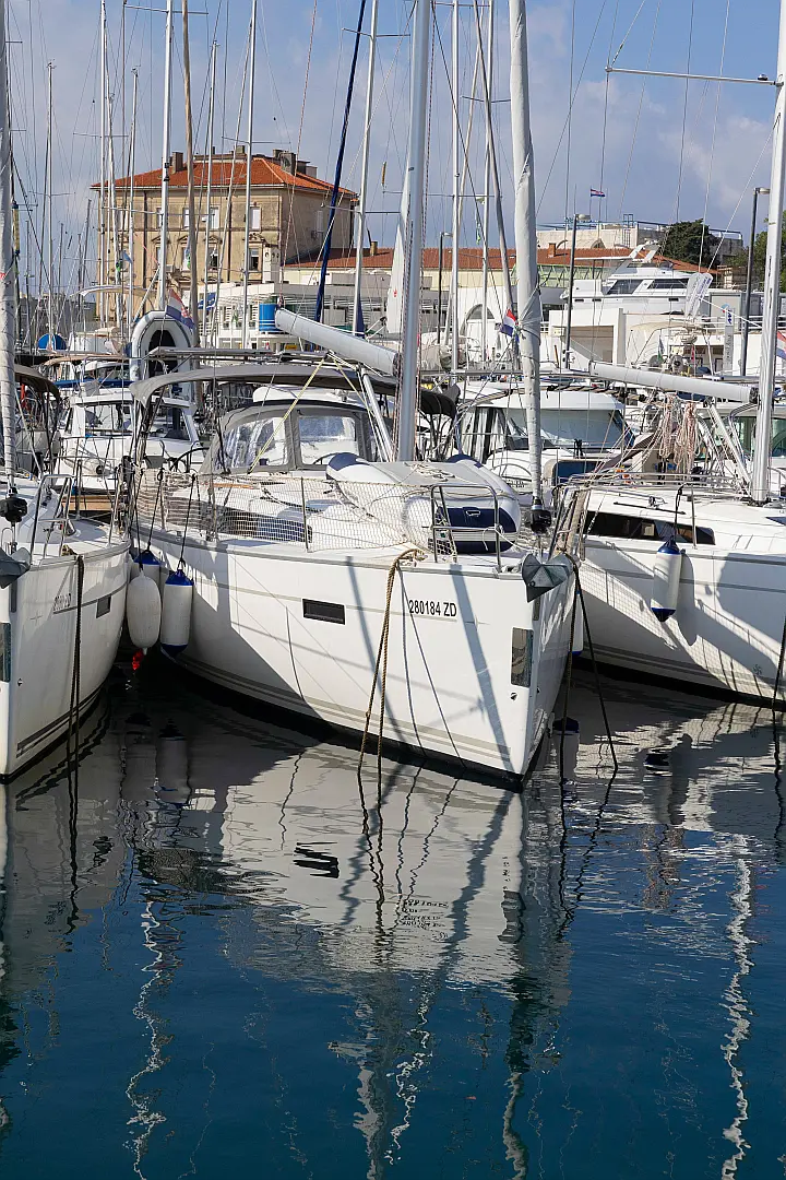 Bavaria Cruiser 37 Style - 