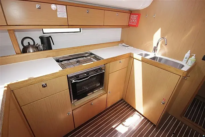 Bavaria Cruiser 51 - 