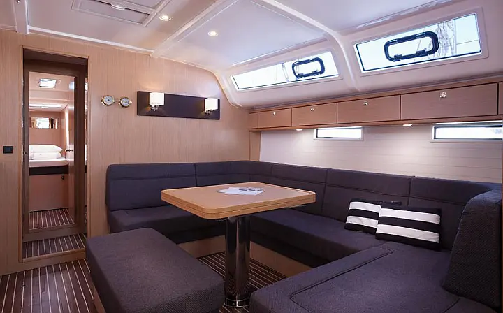 Bavaria Cruiser 51 - 