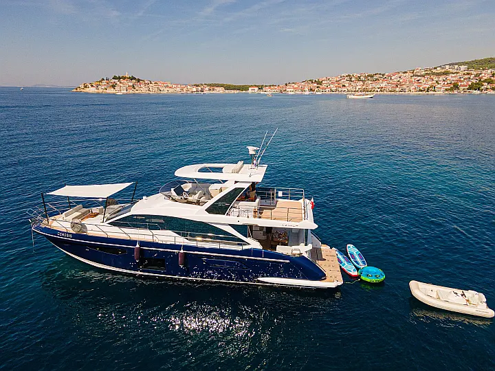 Azimut 60 - 