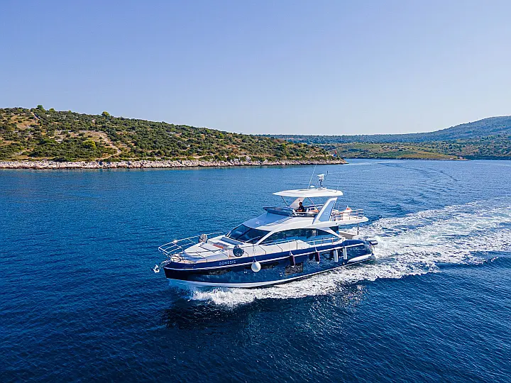 Azimut 60 - 