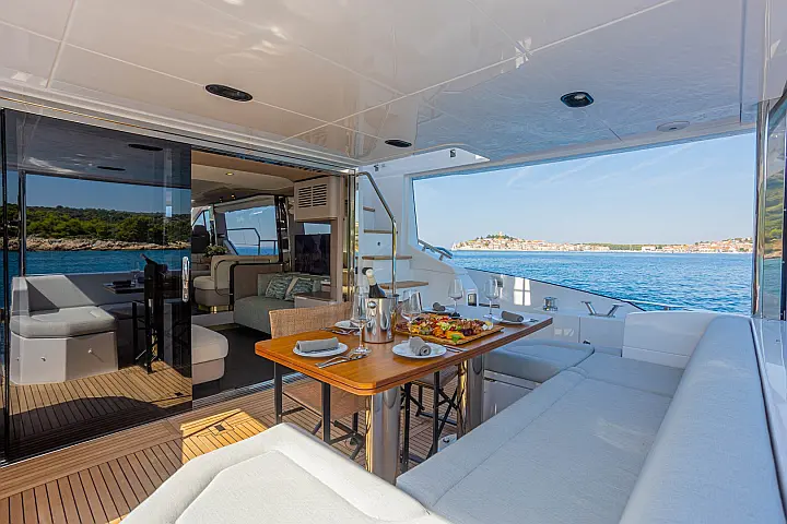 Azimut 60 - 