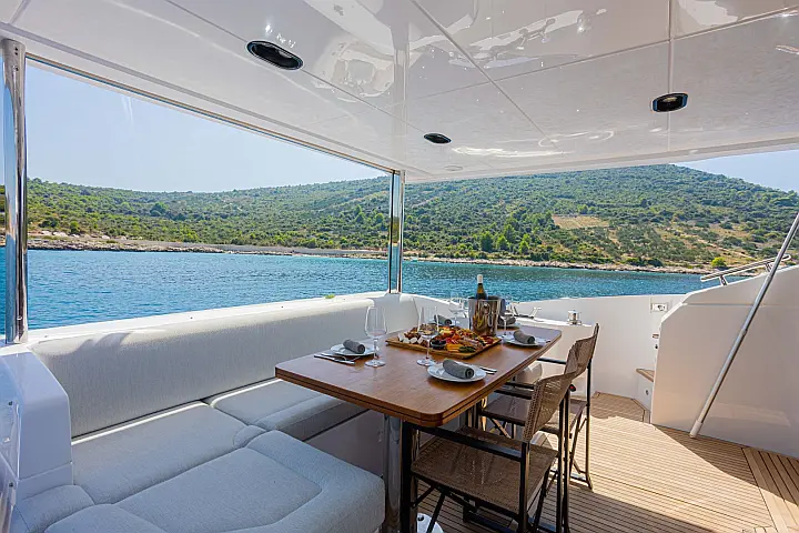 Azimut 60 - 