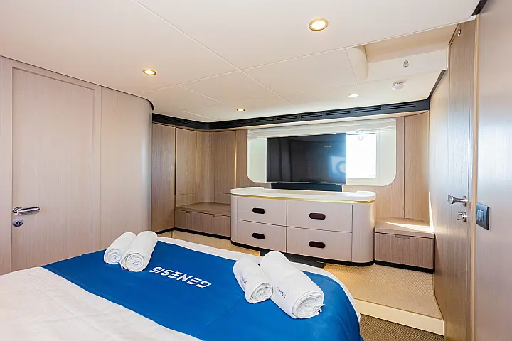 Azimut 60 - 