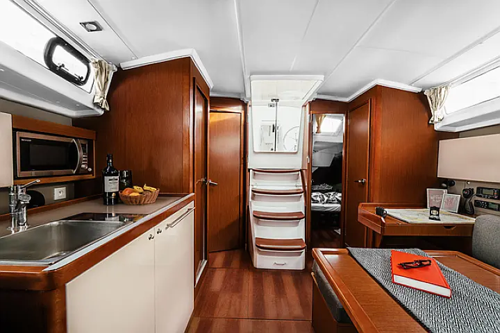 Oceanis 38  - 