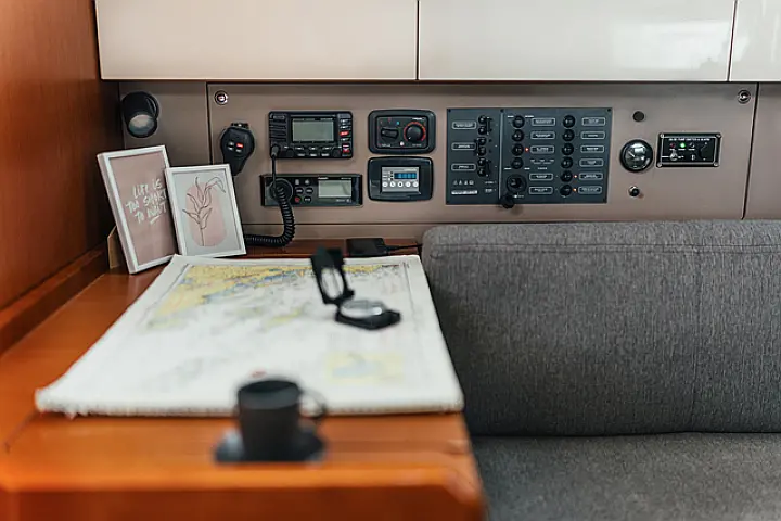 Oceanis 38  - 