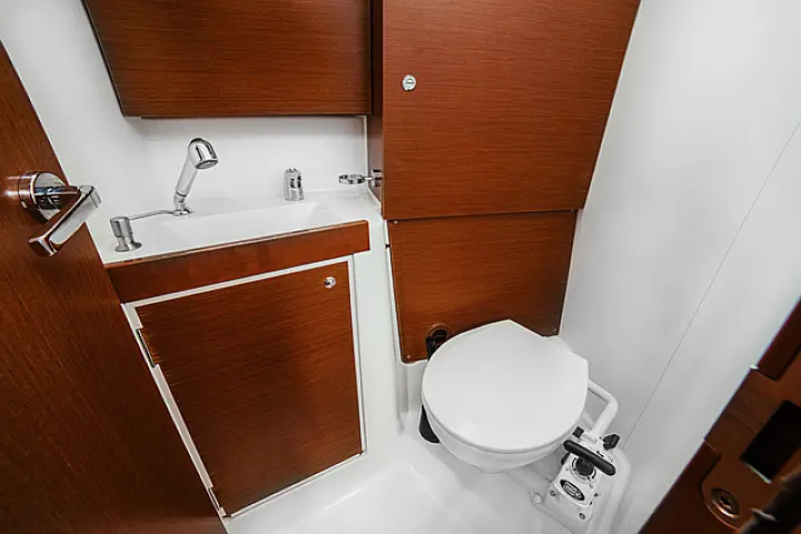 Oceanis 38  - 