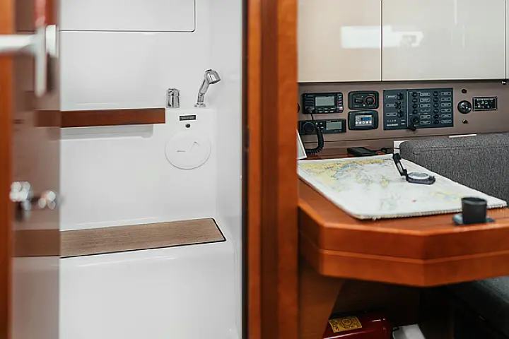 Oceanis 38  - 