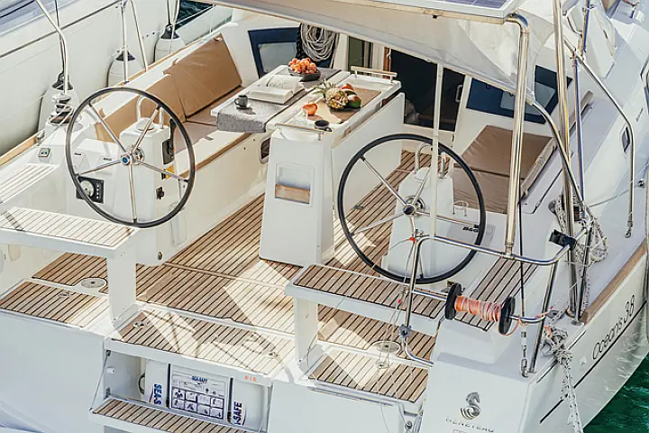 Oceanis 38  - 