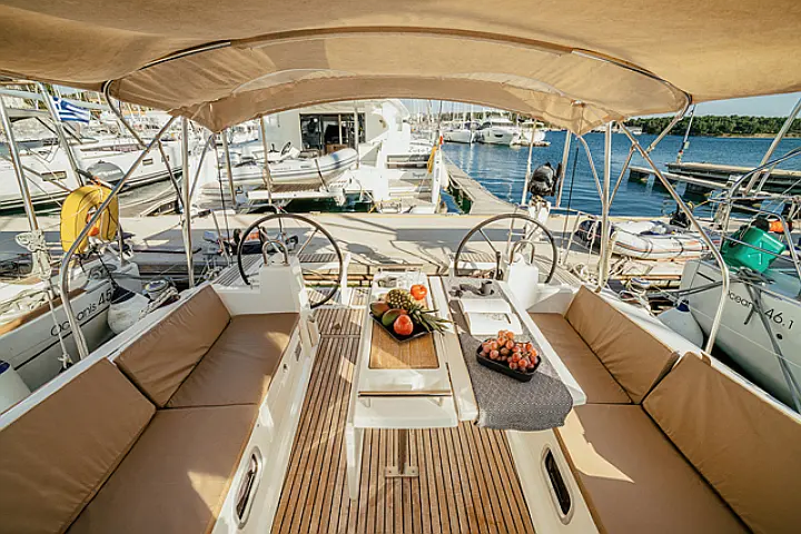 Oceanis 38  - 
