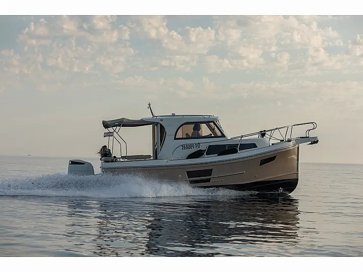 Leidi 800R - External image