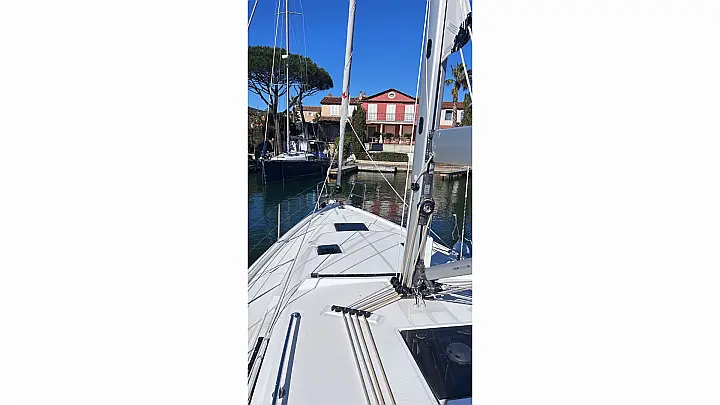 Bavaria C42 - 