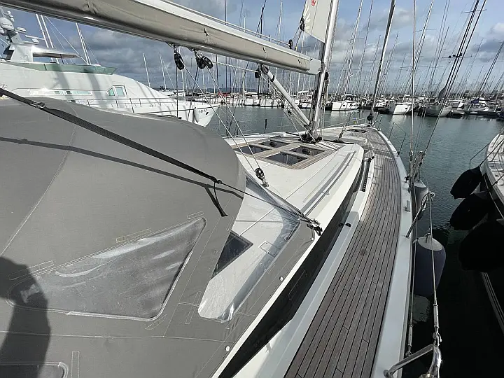 Bavaria C57 - 