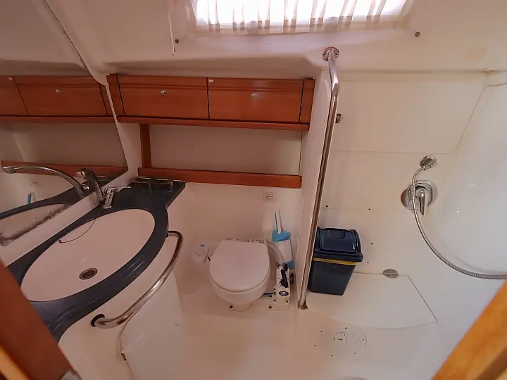 Bavaria 42 - 