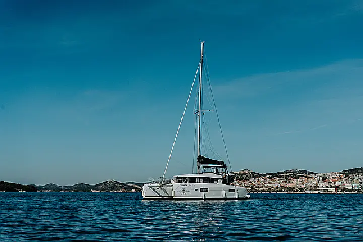 Lagoon 42 - 