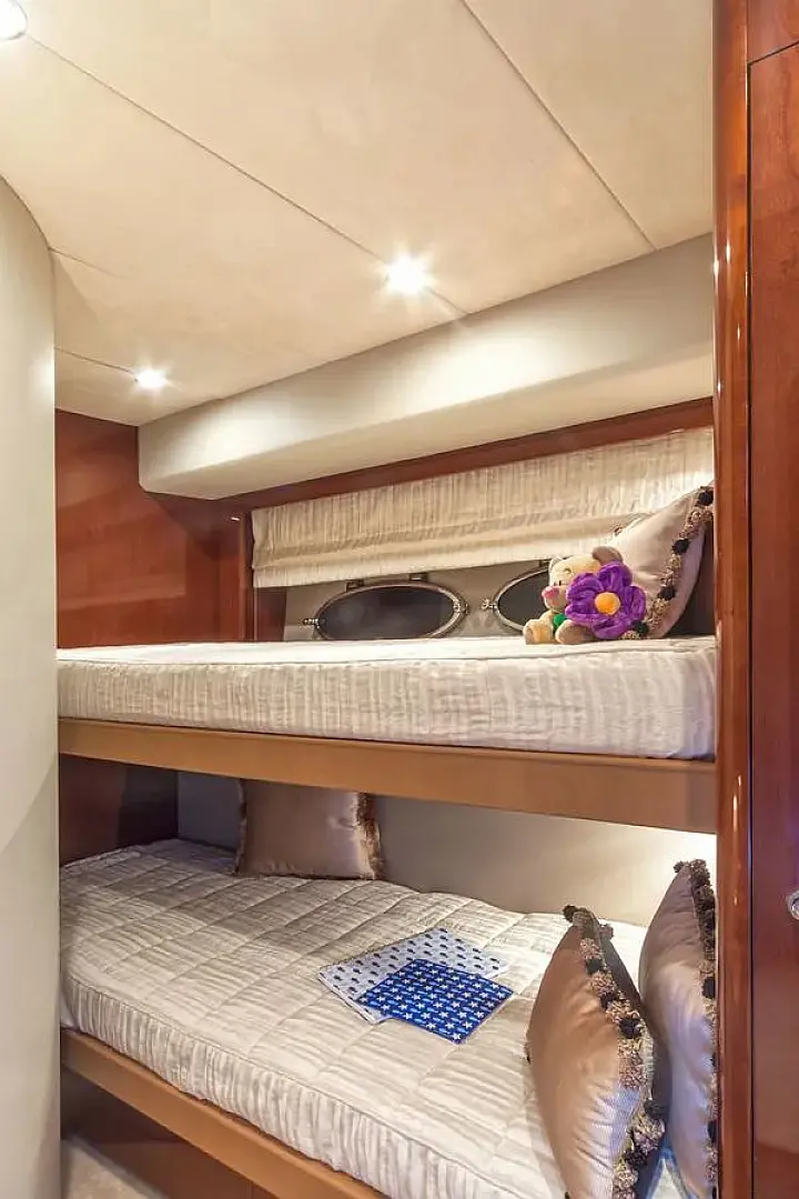 Princess 62 - 