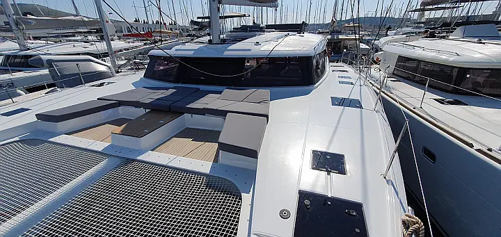Aura 51 - 