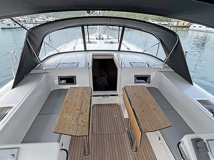 Bavaria C45 Style - 