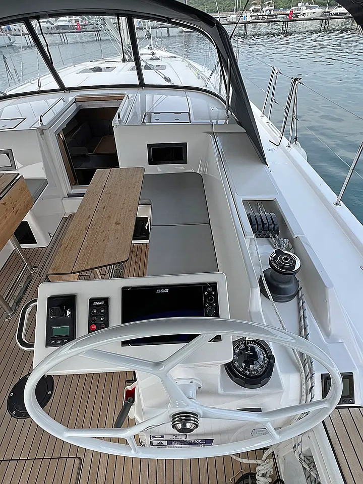 Bavaria C45 Style - 