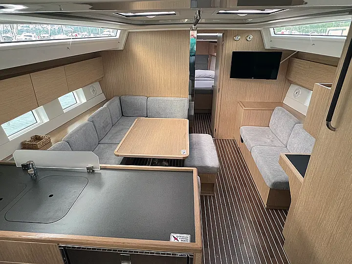Bavaria C45 Style - 