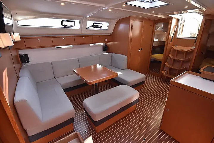 Bavaria Cruiser 51 - 