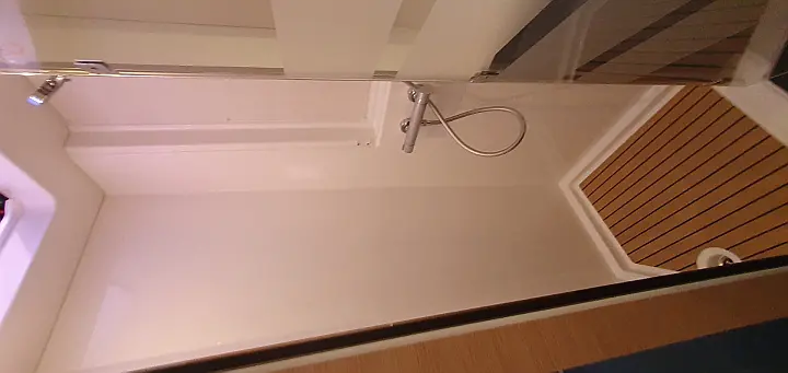 Aura 51 - 