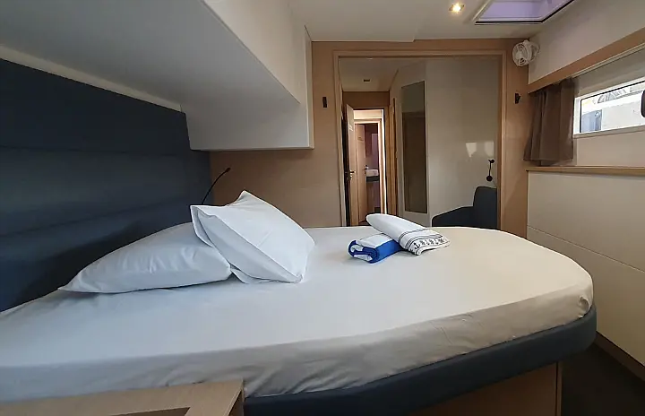 Aura 51 - 