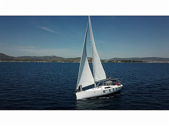 Oceanis 54