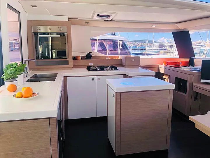 Saona 47 - 