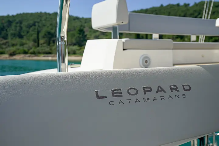 Leopard 45 - 