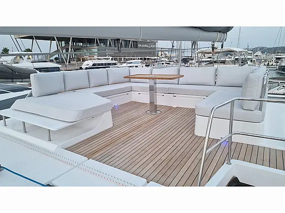 Aventura 45