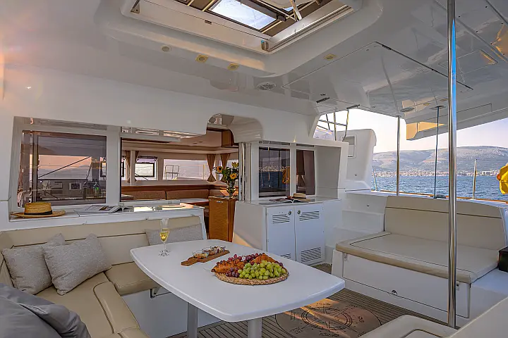 Lagoon 450 F Luxury - 