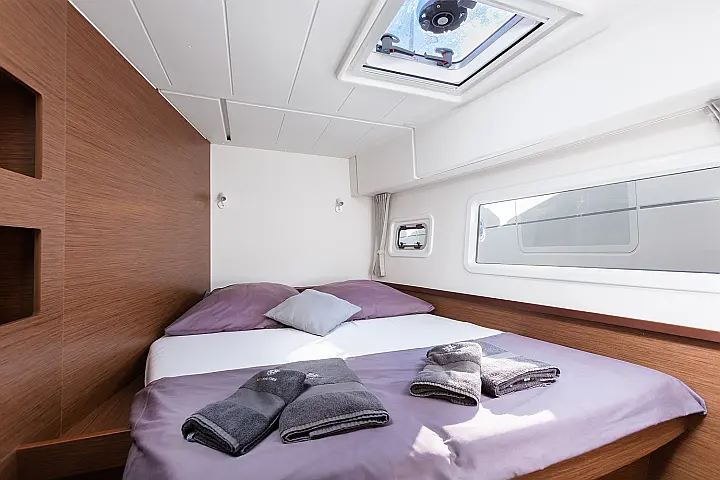 Lagoon 42 - 