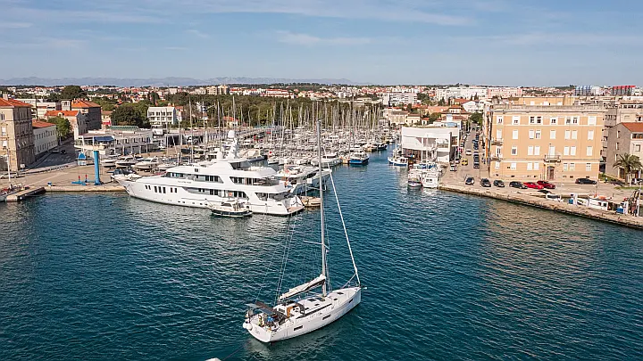 Elan Impression 45 - 