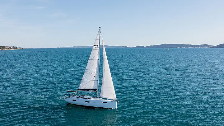 Elan Impression 45 - 