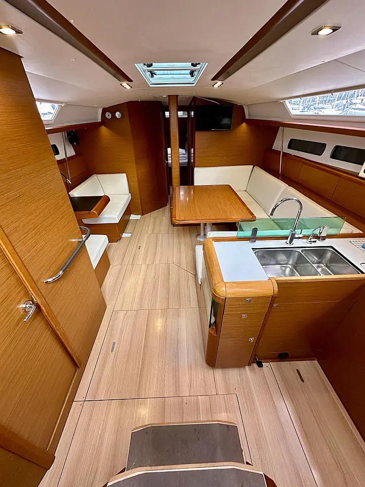 Sun Odyssey 449 - 