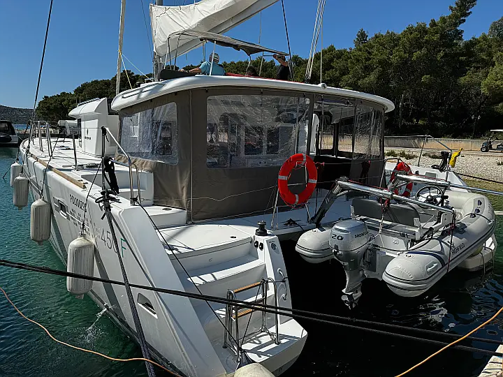 Lagoon 450 Fly - 