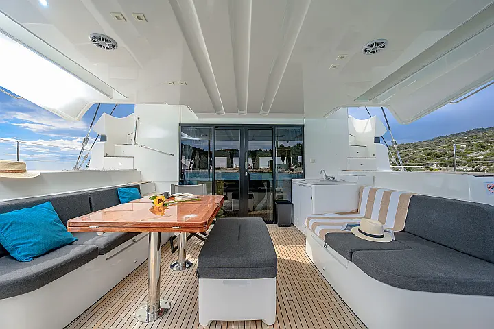 Lagoon 51 - 