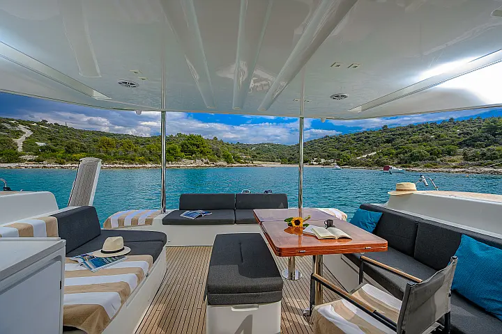 Lagoon 51 - 